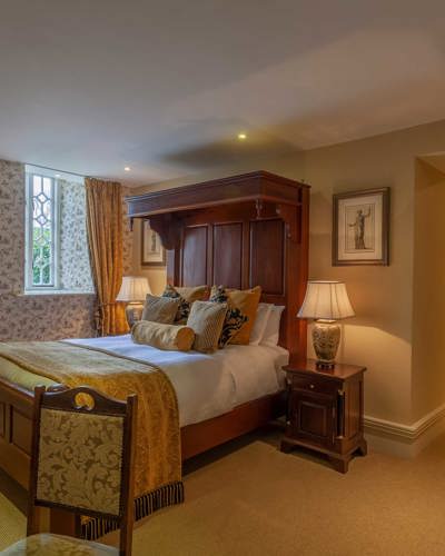 Hotel suite at ballyseede hotel in Kerry