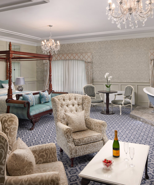 6. Castle Suite