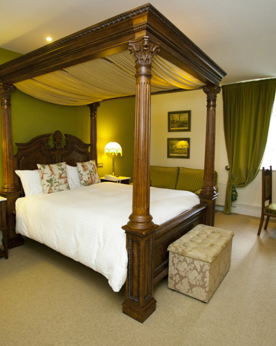 4 post bed in 4 star hotel suite in kerry ireland